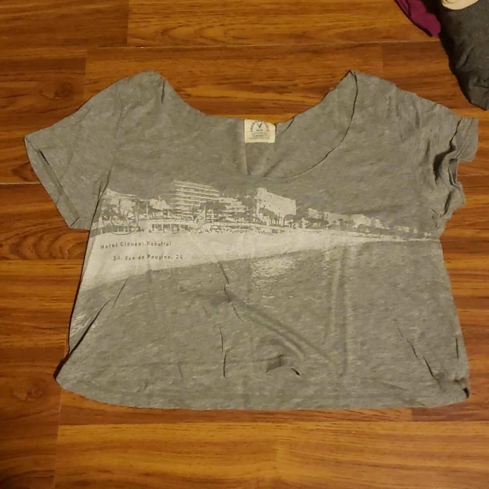 Crop top
